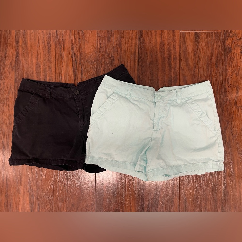 Columbia Womens Shorts Lot Of 2, Sz 10 Tourquise, Black 100% Cotton Lightweight